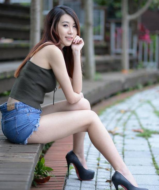 秘密的偷欢经历未处理版